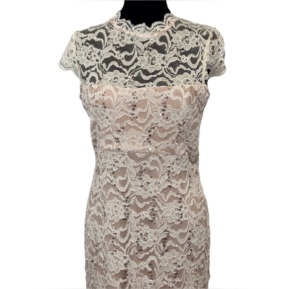 Jump Apparel Cocktail/Prom/Party Dress Juniors Cream/Nude Lace Size-11 EUC - Picture 4 of 13